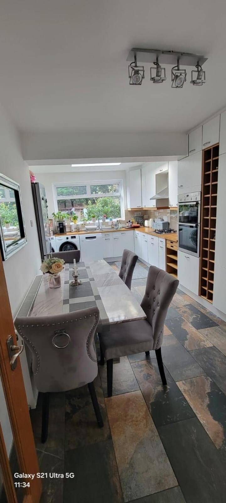 House For Rent In London Villa Mill Hill Exterior photo